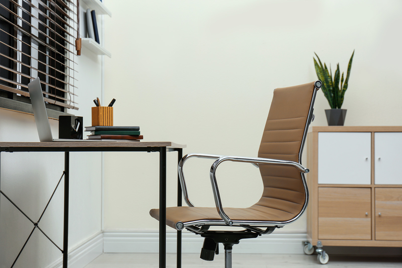 Ergonomic office chair