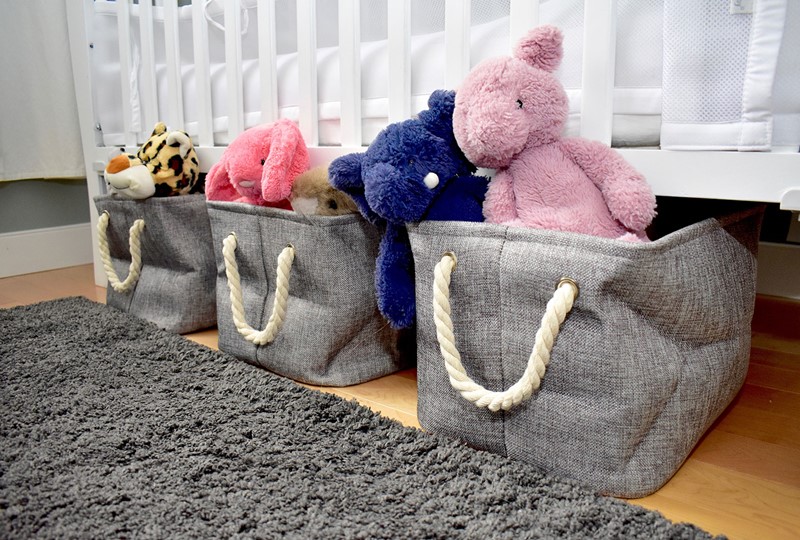 Basket storage for under the bed